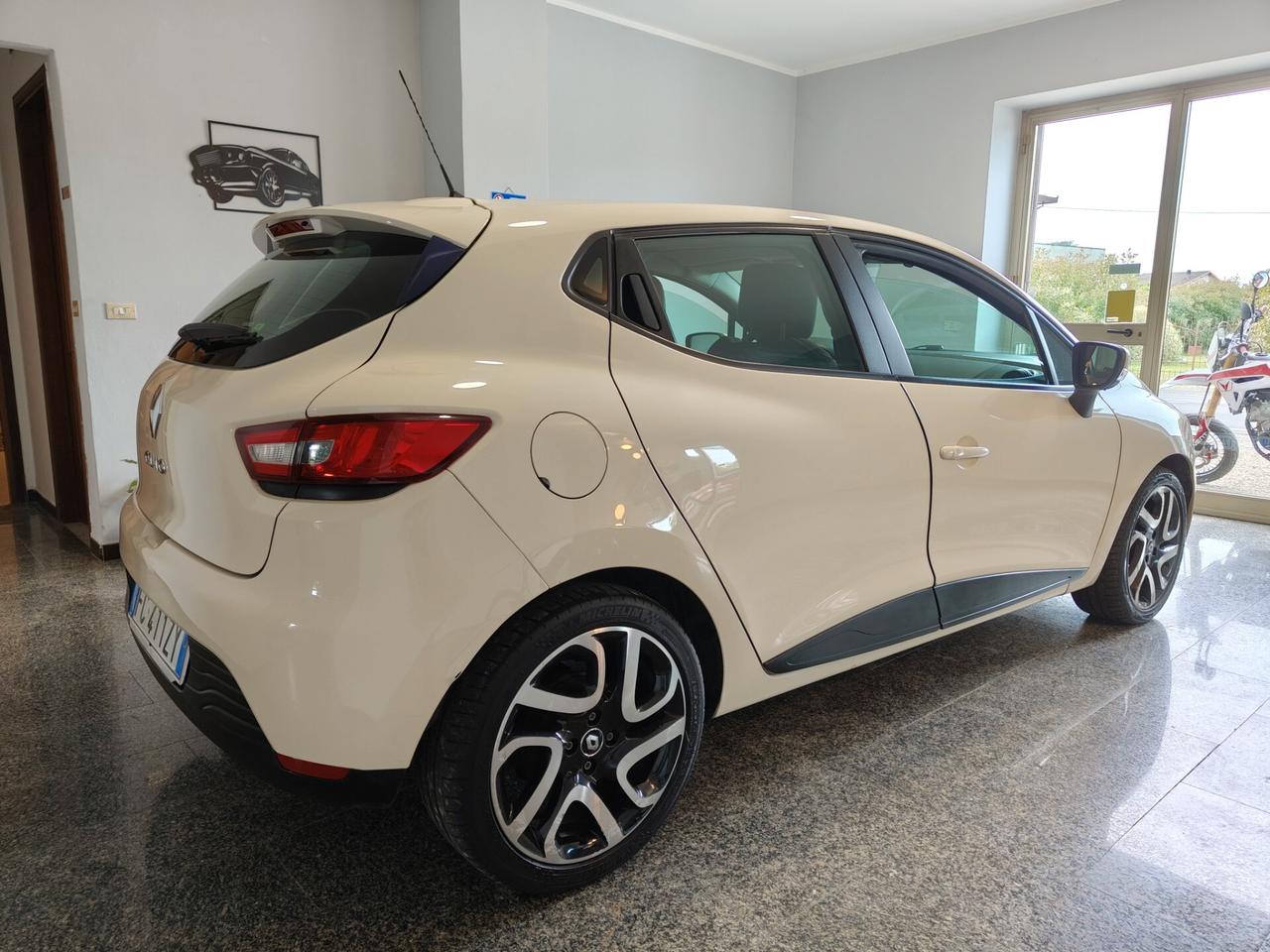 Renault Clio dCi 8V 75CV Start&Stop 5 porte Energy Zen