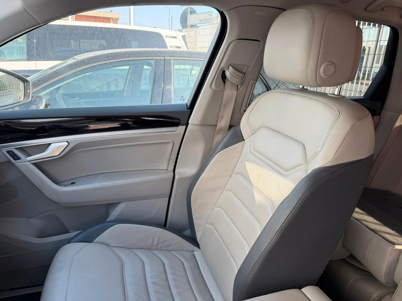 Volkswagen Touareg 3.0 V6 TDI SCR Advanced