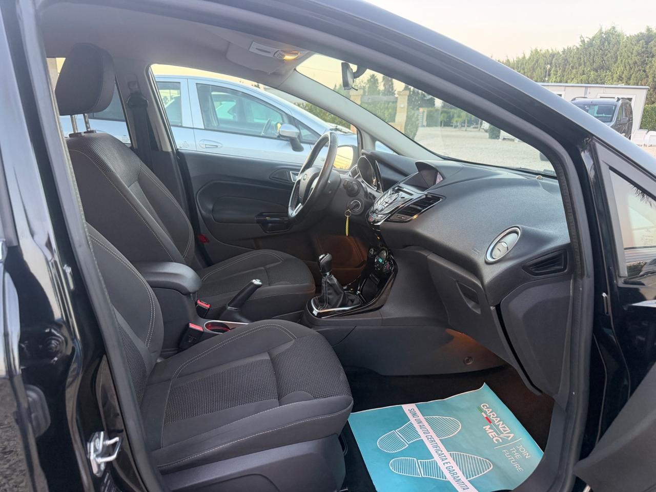 Ford Fiesta 1.5 TDCi 75CV 5 porte Titanium