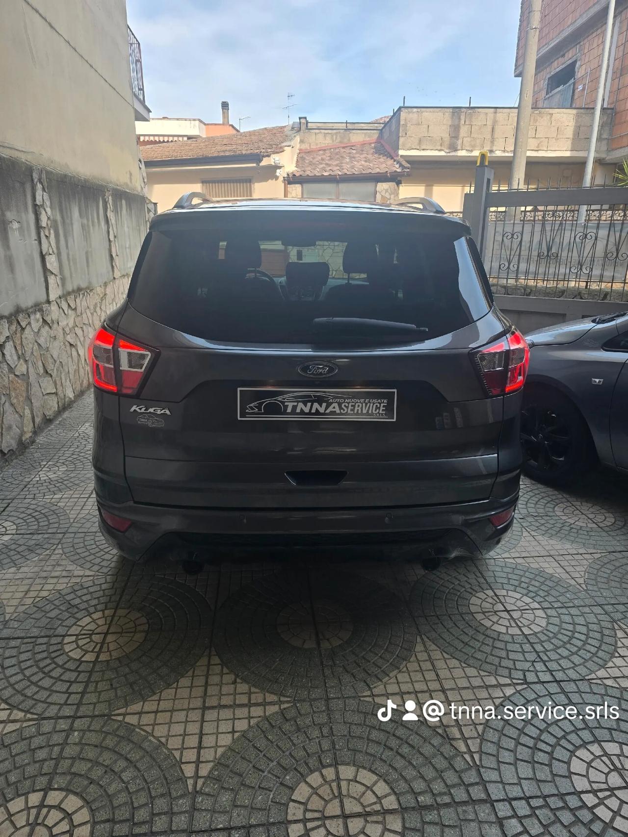 Ford Kuga 1.5 TDCI 120 CV S&S 2WD ST-Line