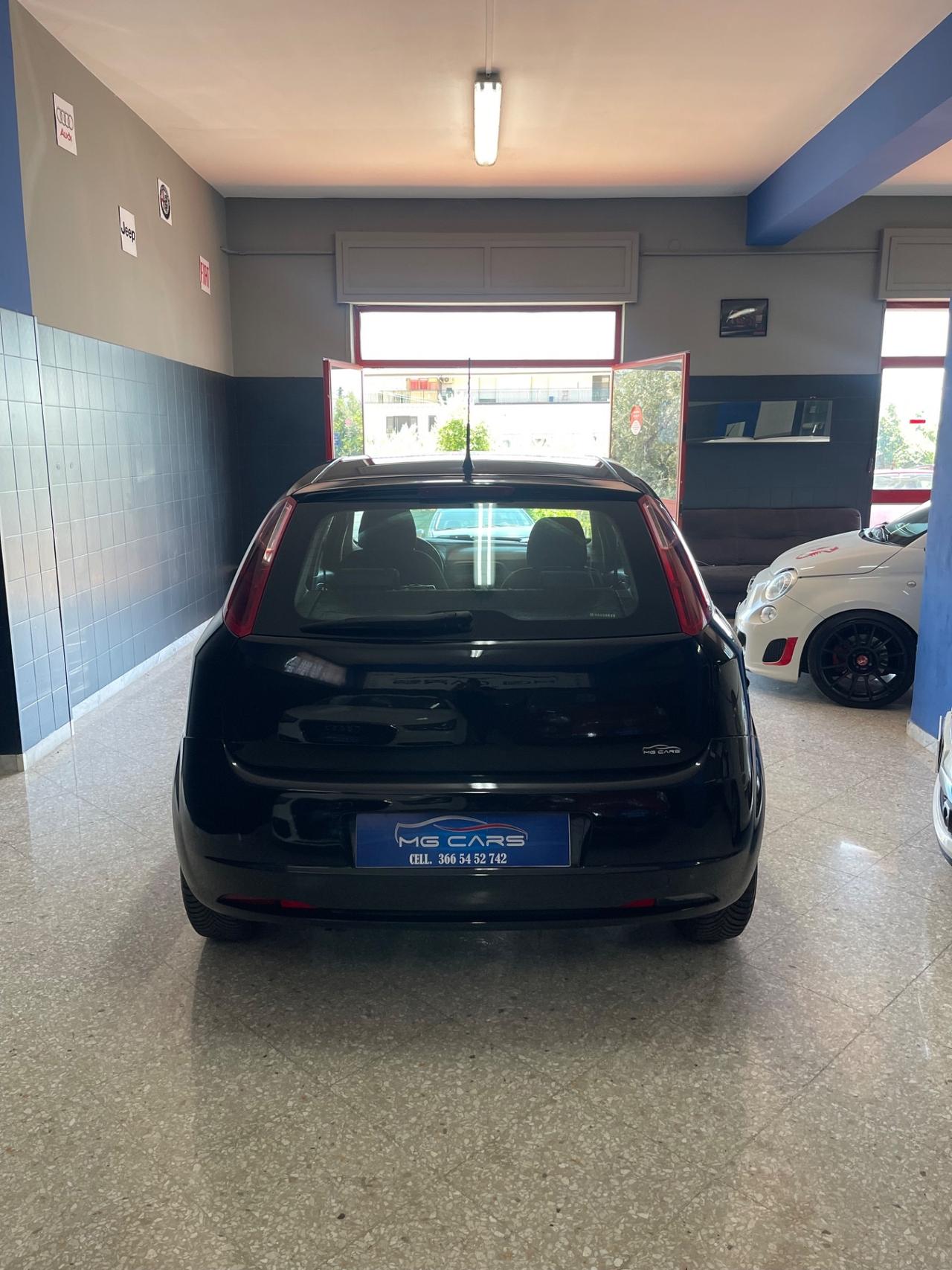Fiat Grande Punto 1.3 MJT 75 CV 5 porte Dynamic