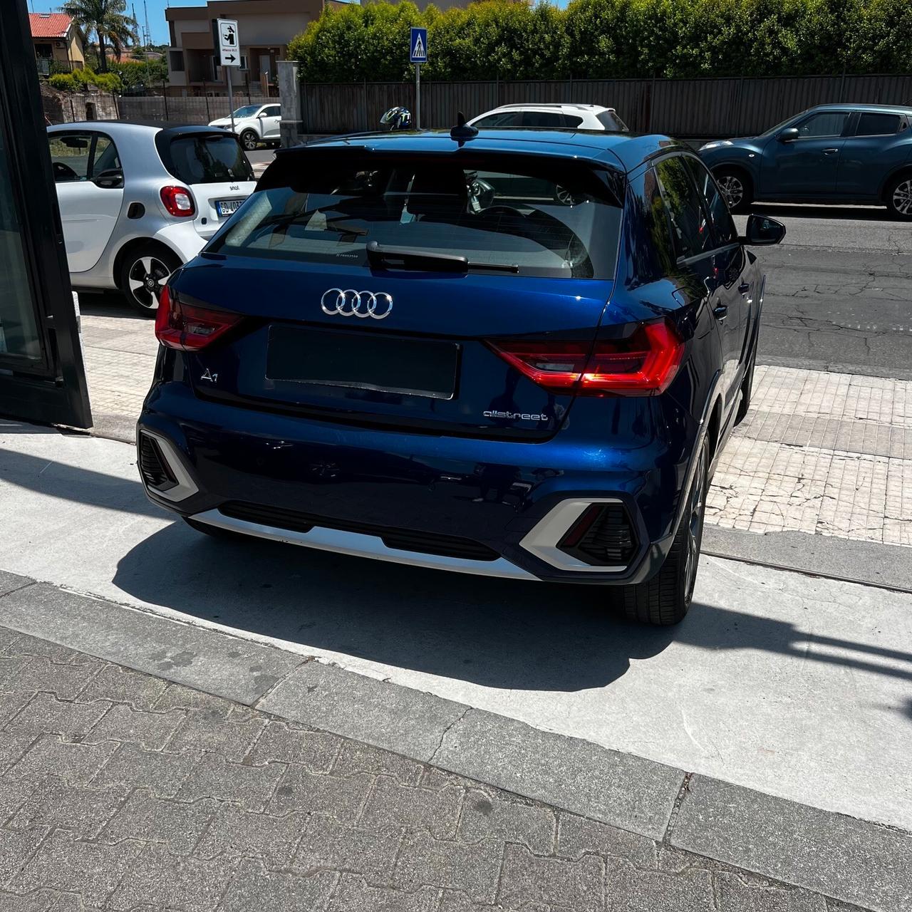 Audi A1 allstreet 30 TFSI S tronic Identity Contrast