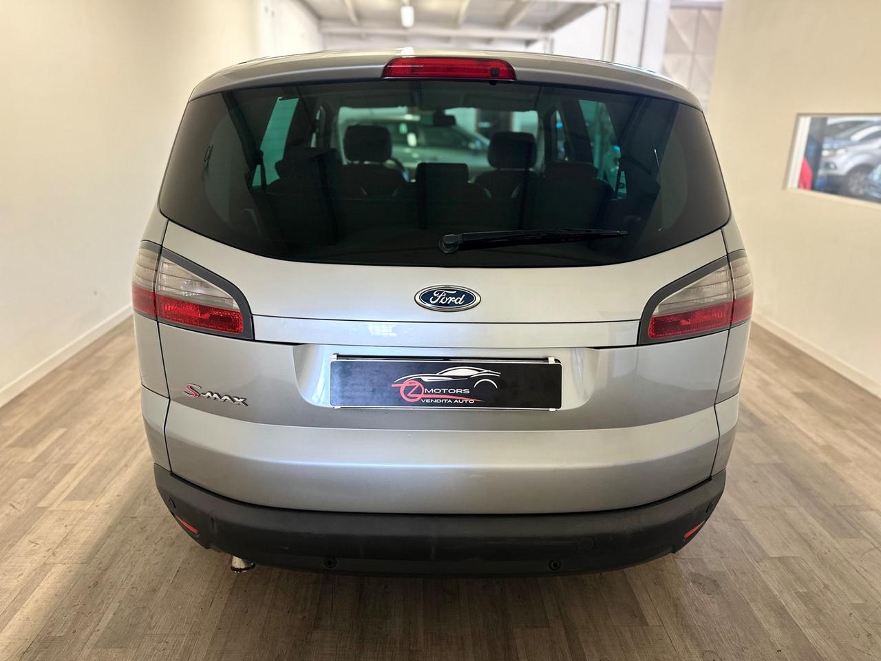 Ford S-Max 1.8 TDCi 125CV TITANIUM NEOPATENTATI