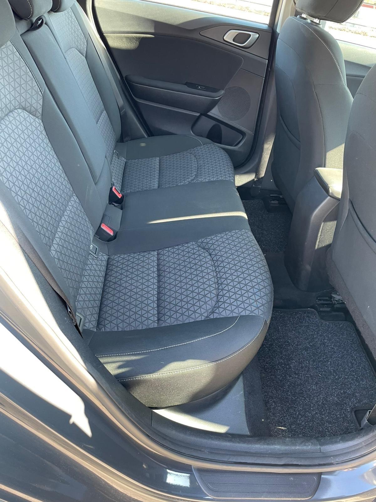 Kia Ceed Sportswagon 1.6 CRDi 115 CV DCT SW Business Class