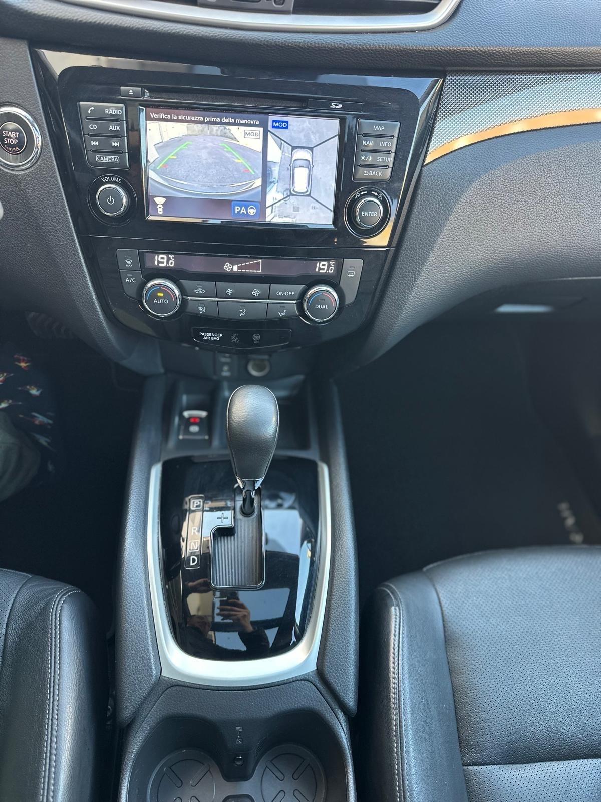 NISSAN X-TRAIL 2.0 dCi 4x4