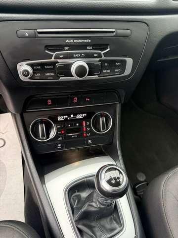 Audi Q3 2.0 tdi Business 120cv NAVI/TELECAMERA/LED