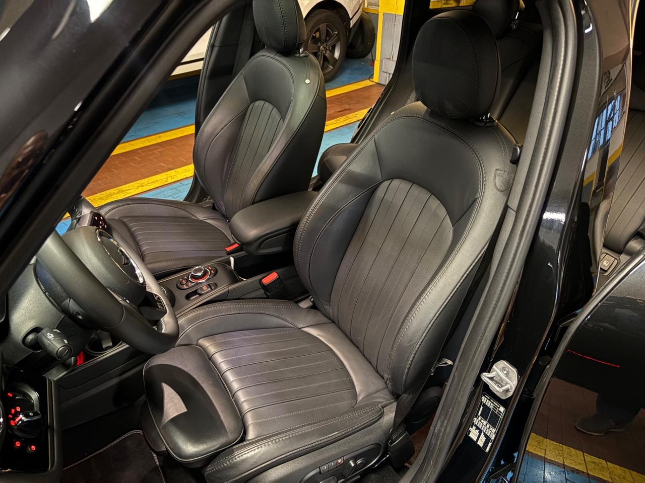 Mini Cooper D Countryman 2.0 Yours