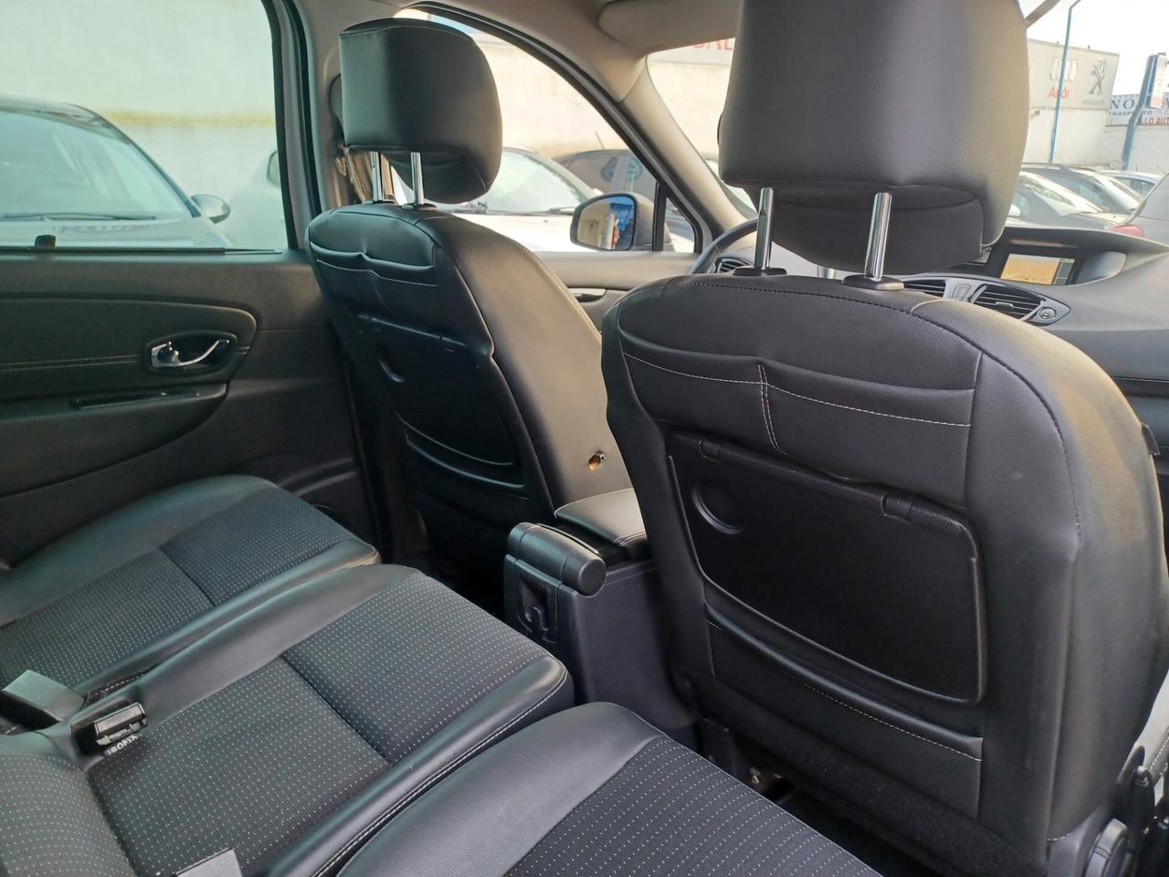 Renault Scénic XMod 1.5 dCi AUTOMATICA