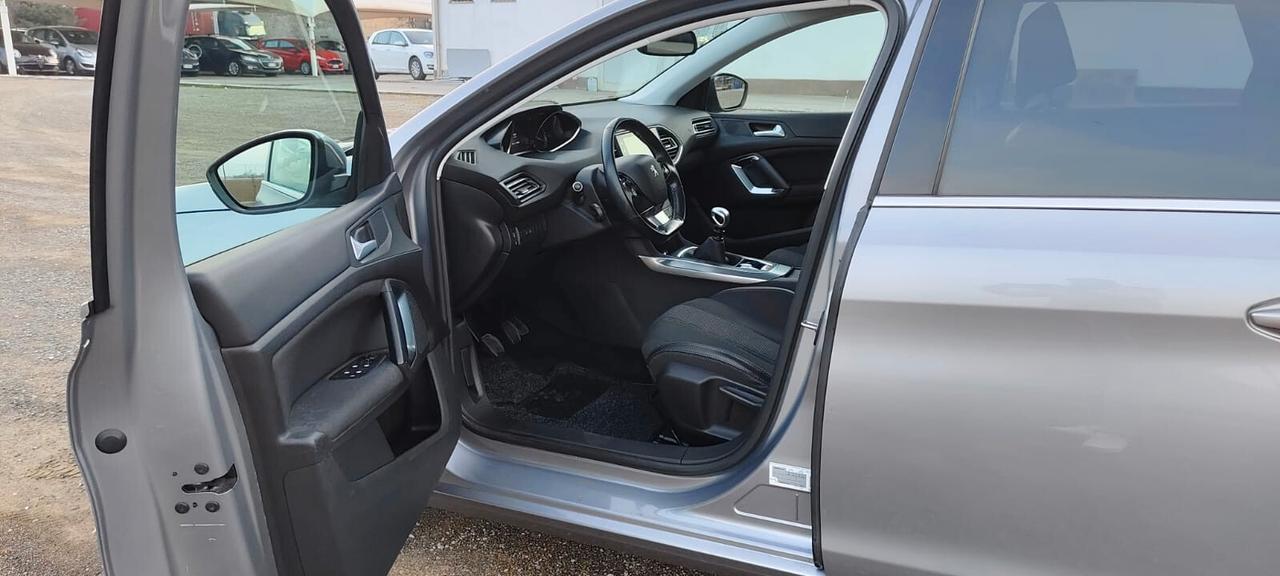 Peugeot 308 BlueHDi 120 S&S EAT6 GT Line