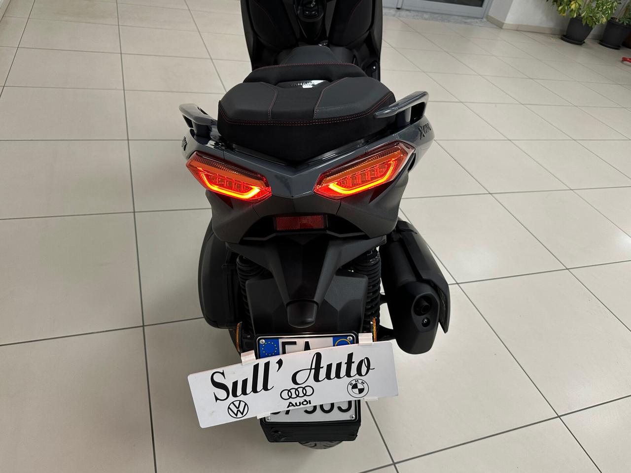 Yamaha X-Max 300 TECH MAX - 2022