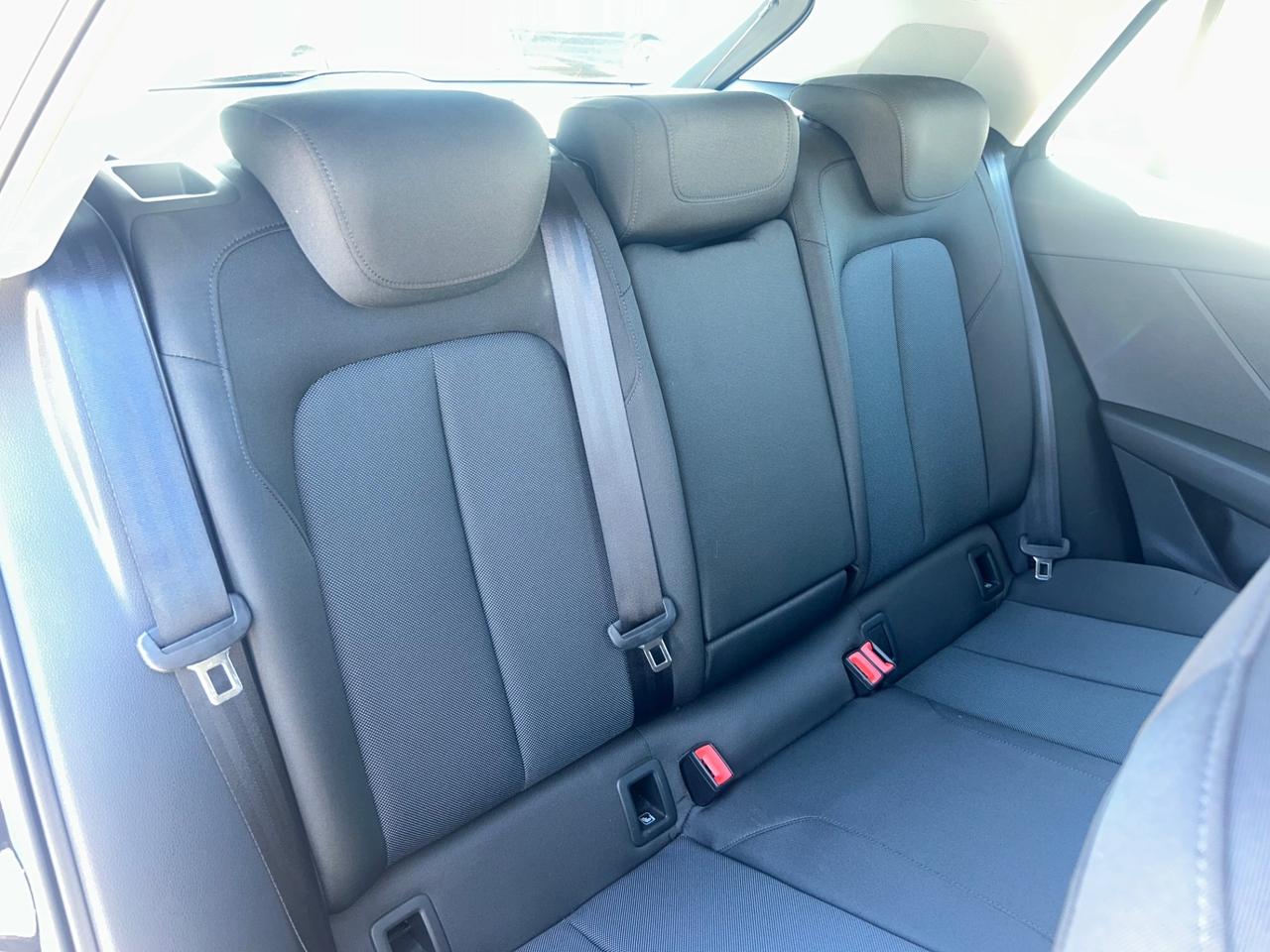 Audi Q2 30 TDI S tronic line Edition