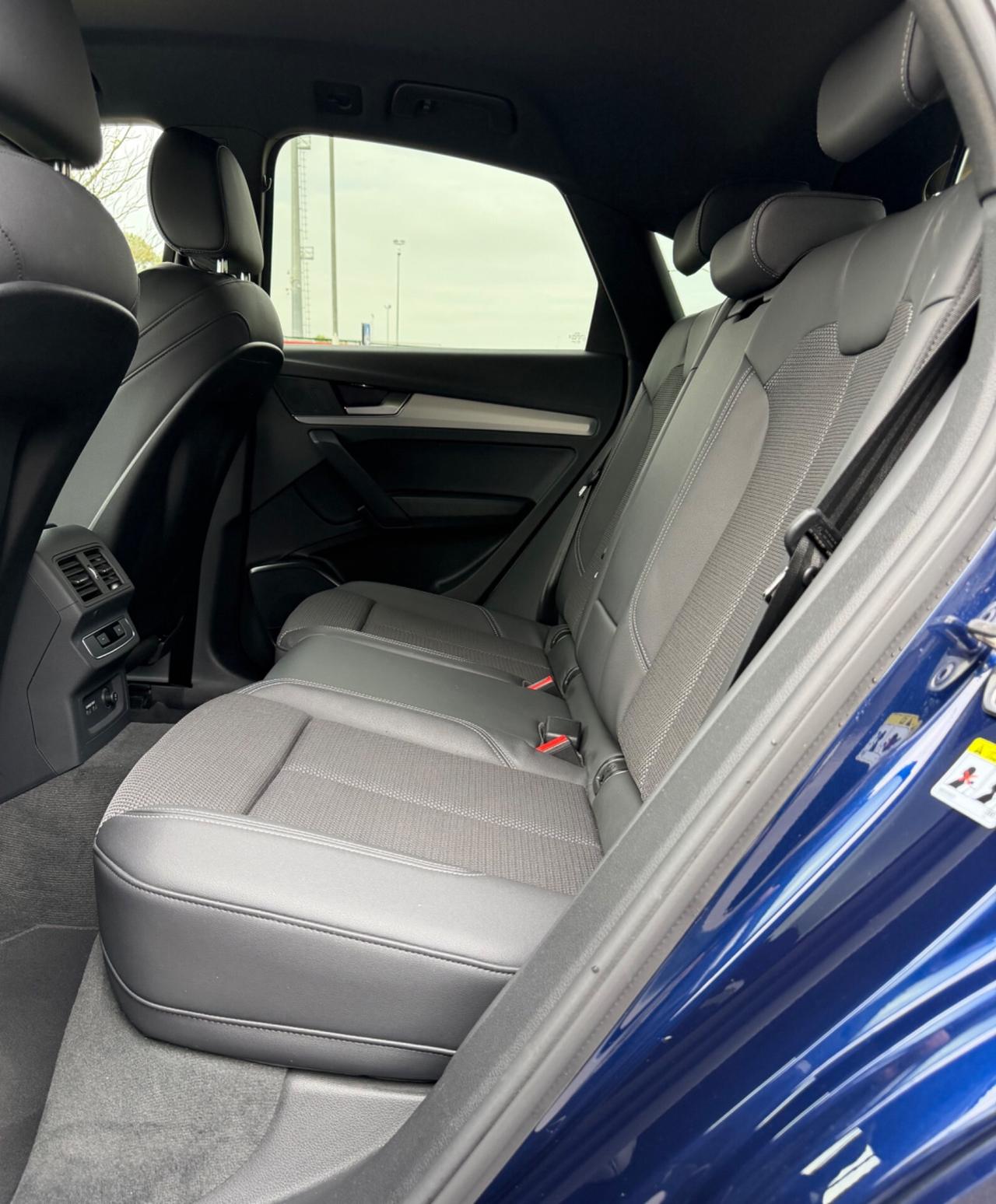 Audi Q5 Sportback 40 2.0 Tdi 204CV SLINE quattro