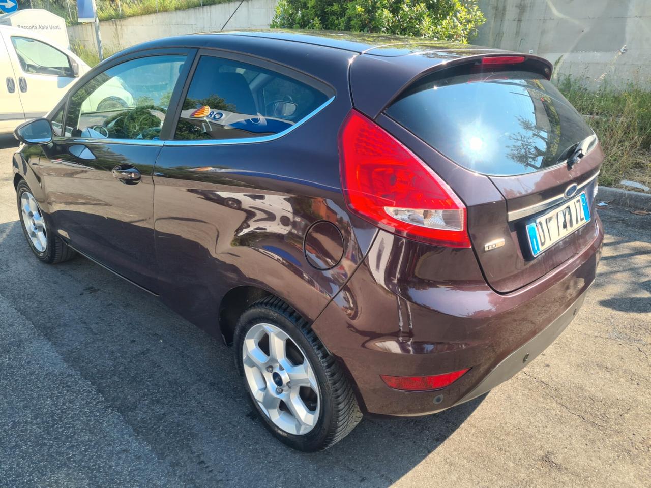 Ford Fiesta 1.4 TDCi 68CV 3 porte Titanium