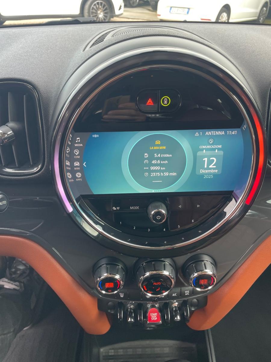 MINI - Countryman - Mini One D Northwood Edition