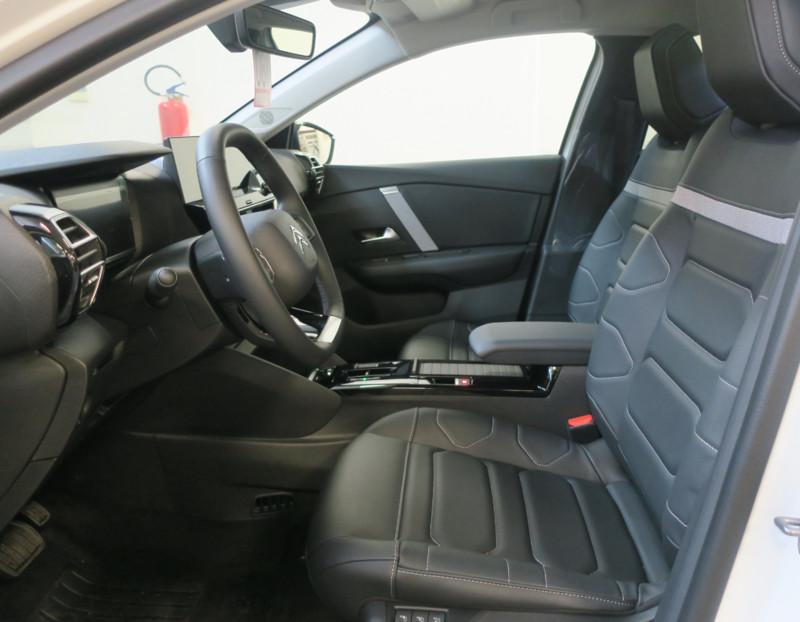 Citroën e-C4 X motore elettrico 100kW Shine
