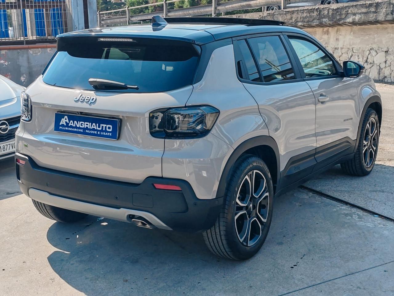 Jeep Avenger 1.2 Turbo 100 CV Summit