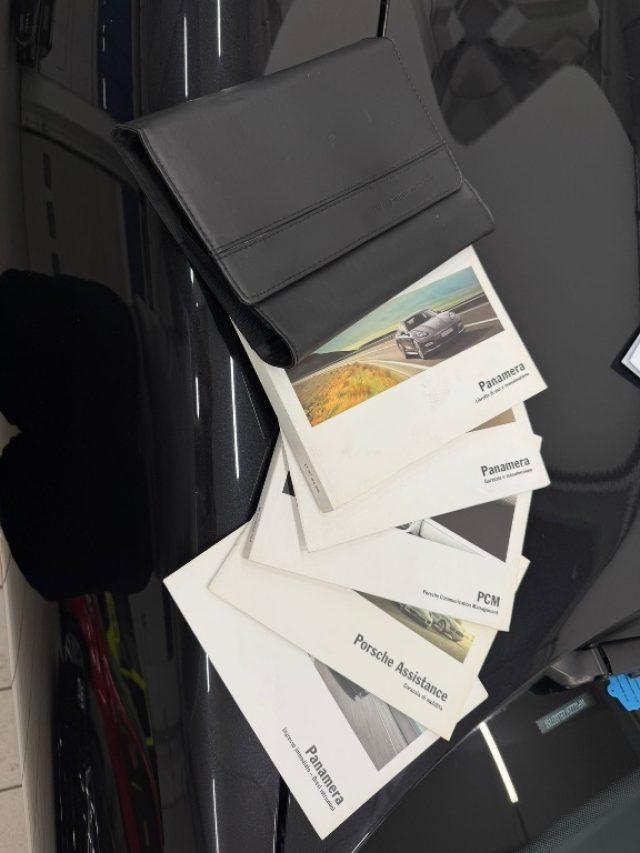 PORSCHE Panamera 3.0 Diesel // SERVICE PORSCHE//