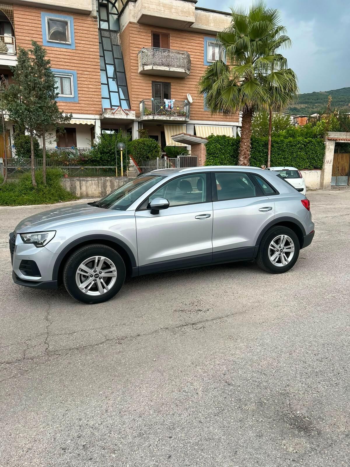 Audi Q3 35 TDI S tronic S-line edition