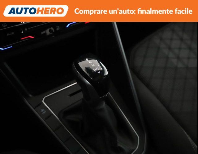 VOLKSWAGEN Taigo 1.0 TSI 110 CV DSG R-Line