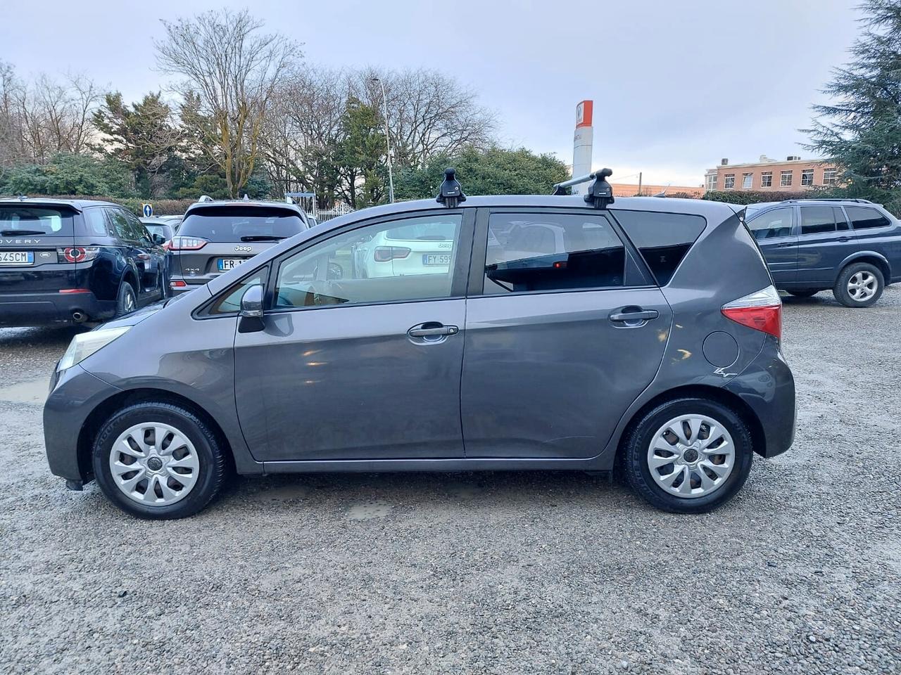 Toyota Verso-S 1.3 MT Lounge TENUTA BENISSIMO