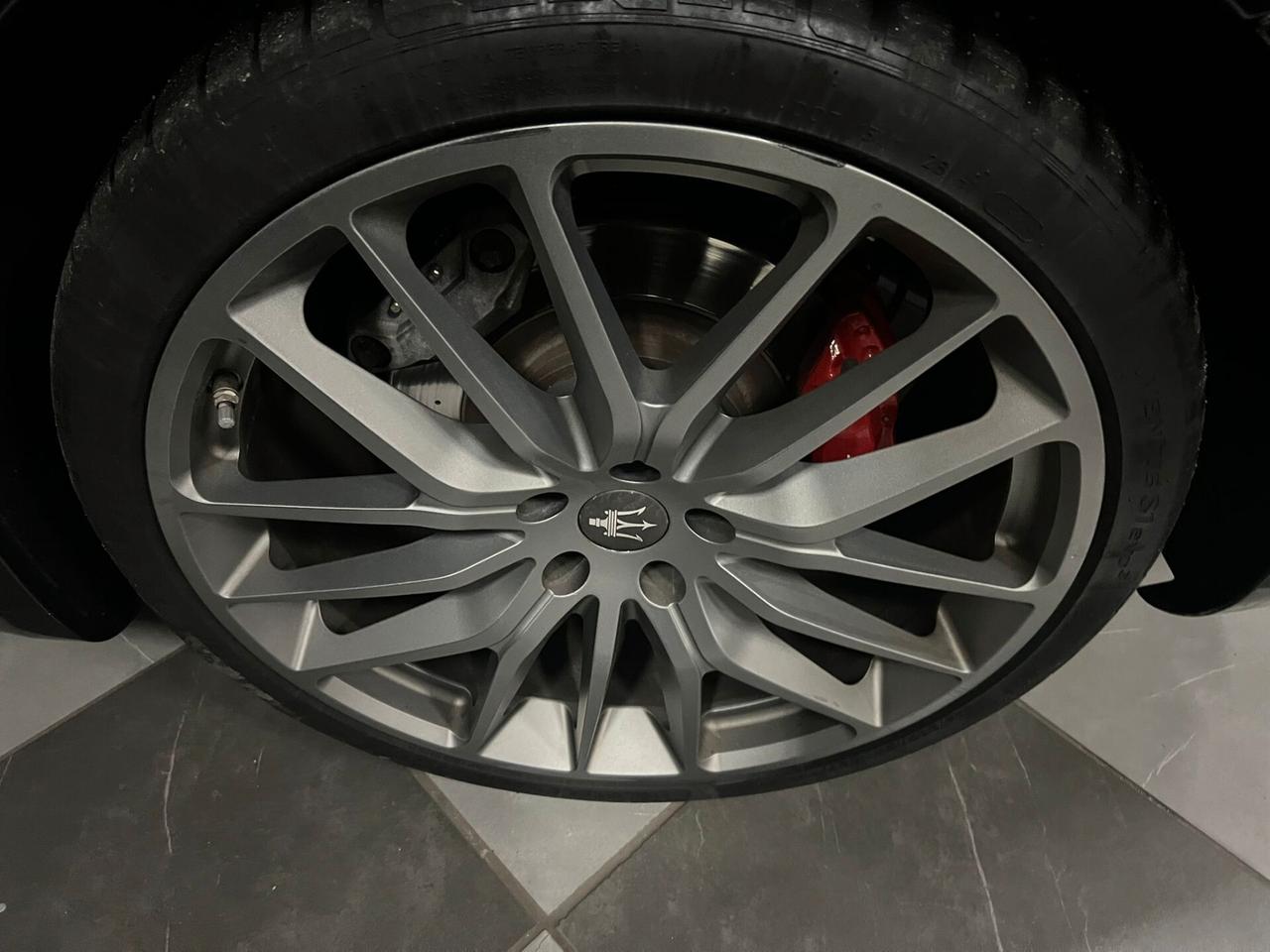 Maserati Ghibli V6 Diesel 275 CV Granlusso - black edition - tetto- Restyling