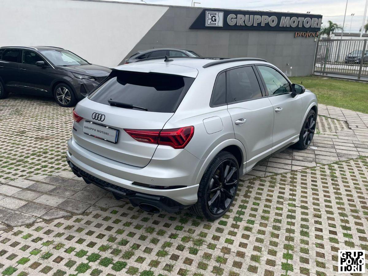 AUDI - Q3 - RS quattro S tronic