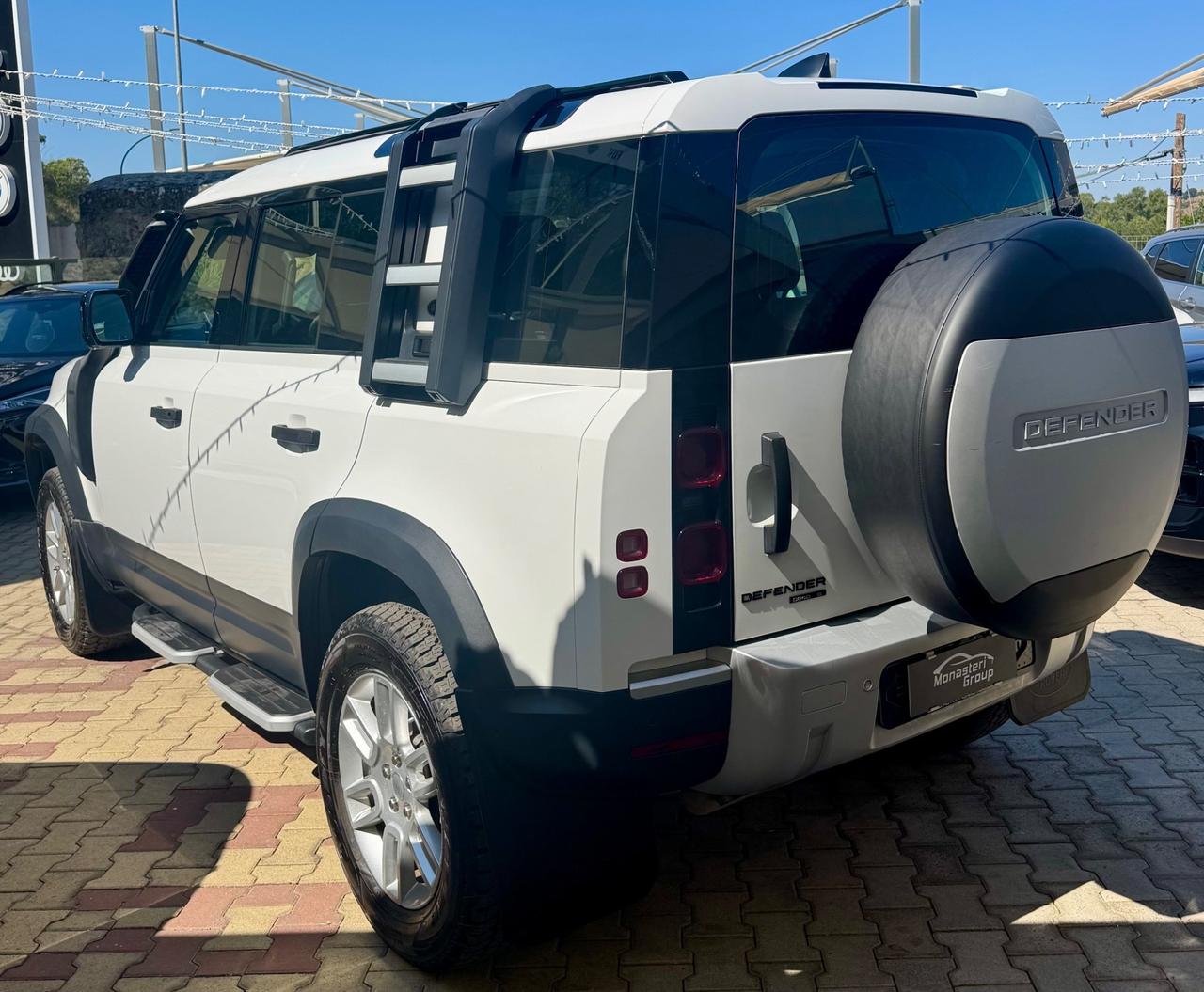 Land Rover Defender 110 2.0 SD4 AWD Auto SE