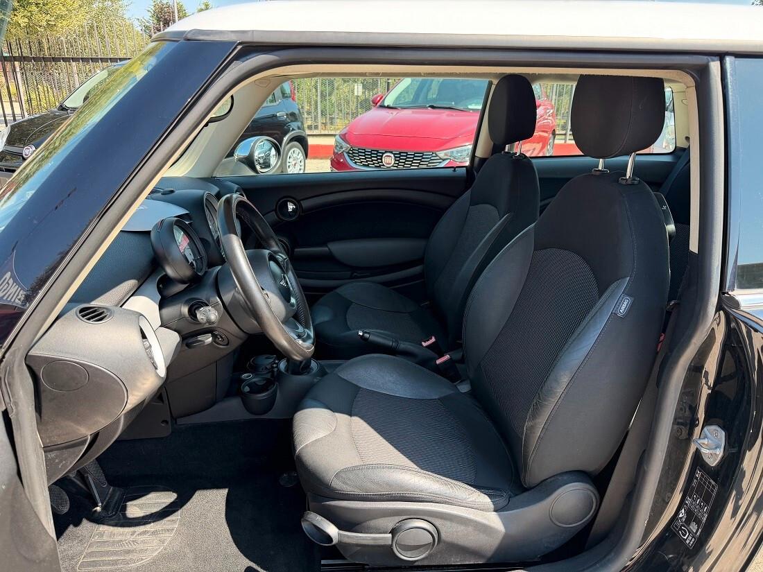 Mini 1.6 16V Cooper D