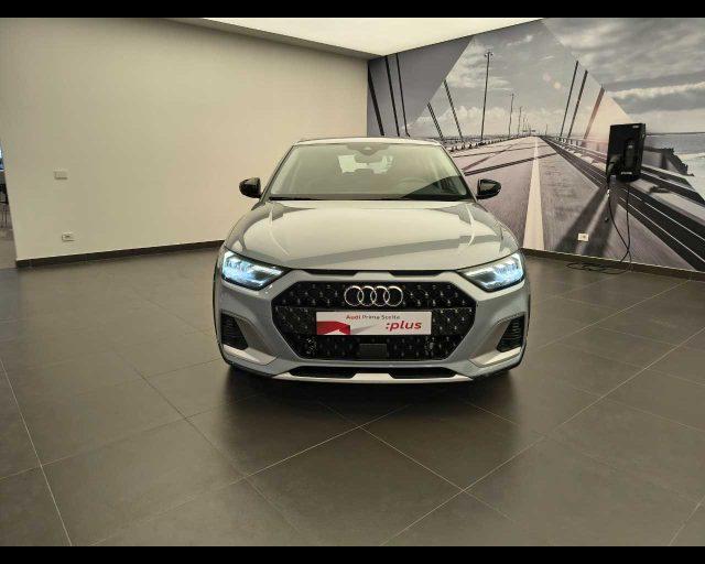 AUDI A1 citycarver 30 TFSI Admired