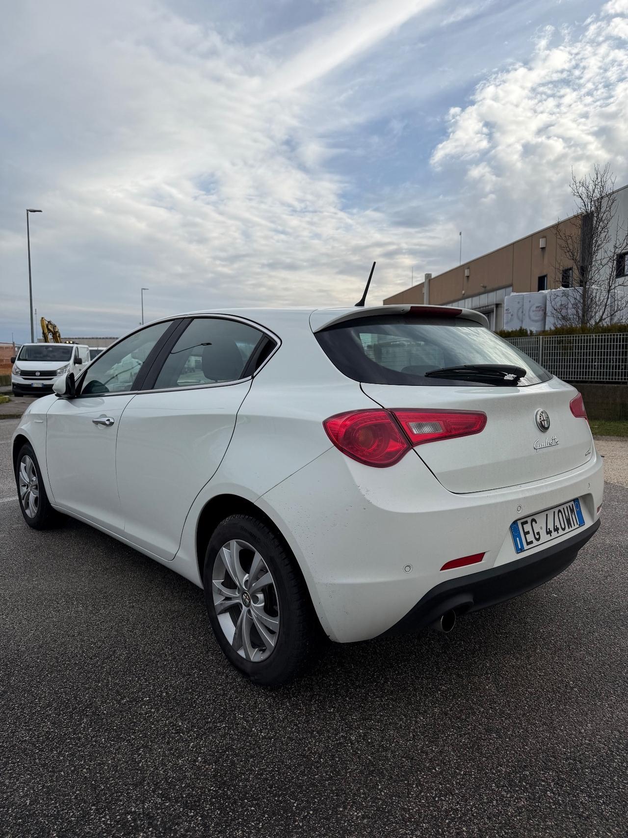 Alfa Romeo Giulietta 1.6 JTDm-2 105 CV Progression