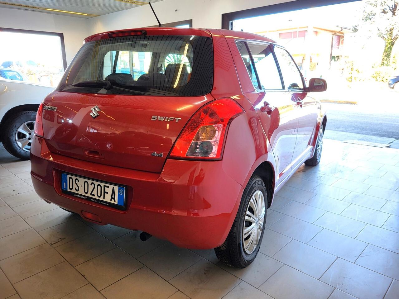 Suzuki Swift 1.3 4x4 5p. GL