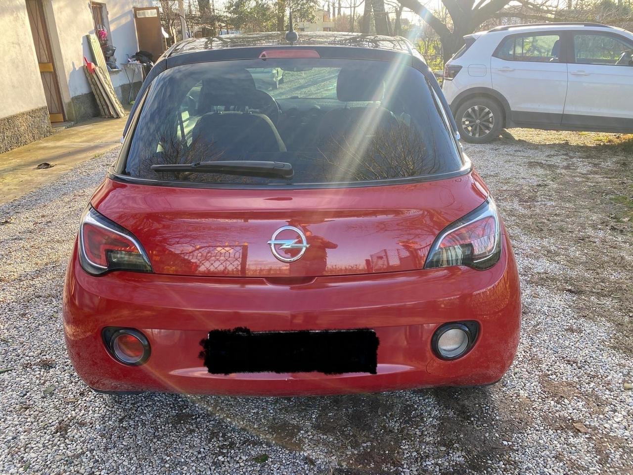 Opel Adam 1.2 70 CV