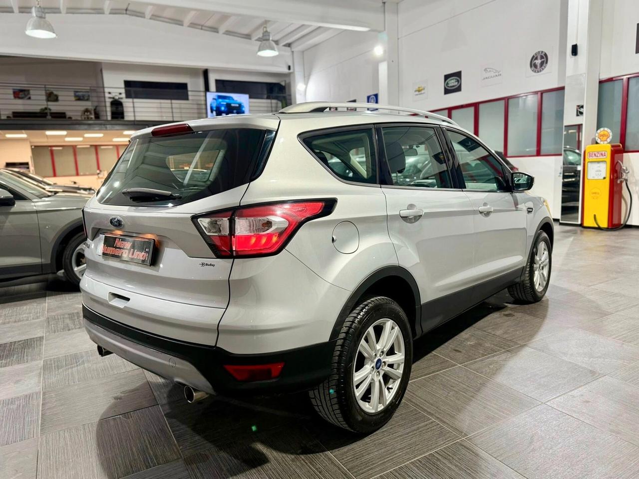 Ford Kuga 1.5 Tdci 120cv 2WD Titanium 2019