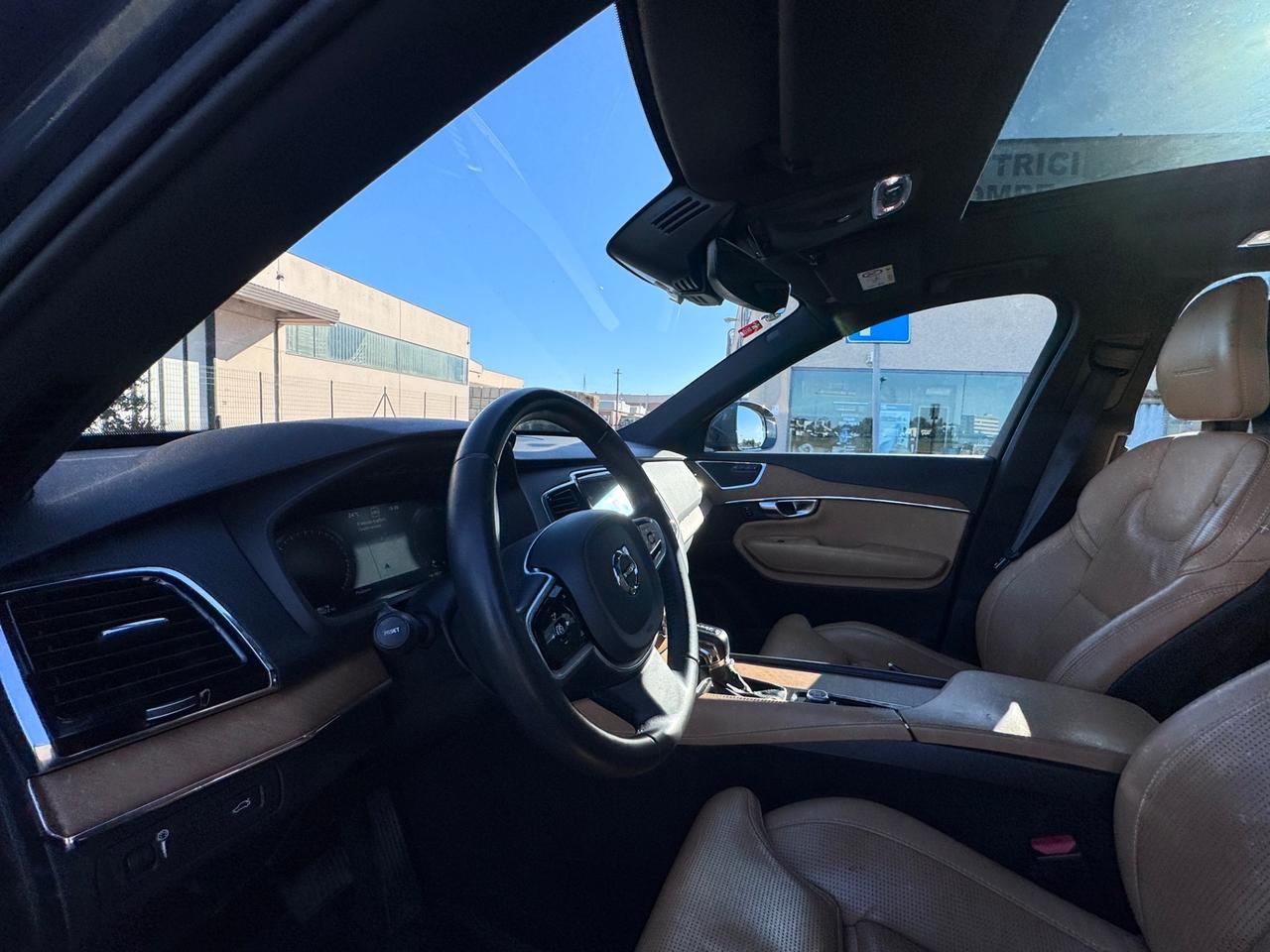 Volvo XC 90 XC90 D5 AWD Geartronic Inscription