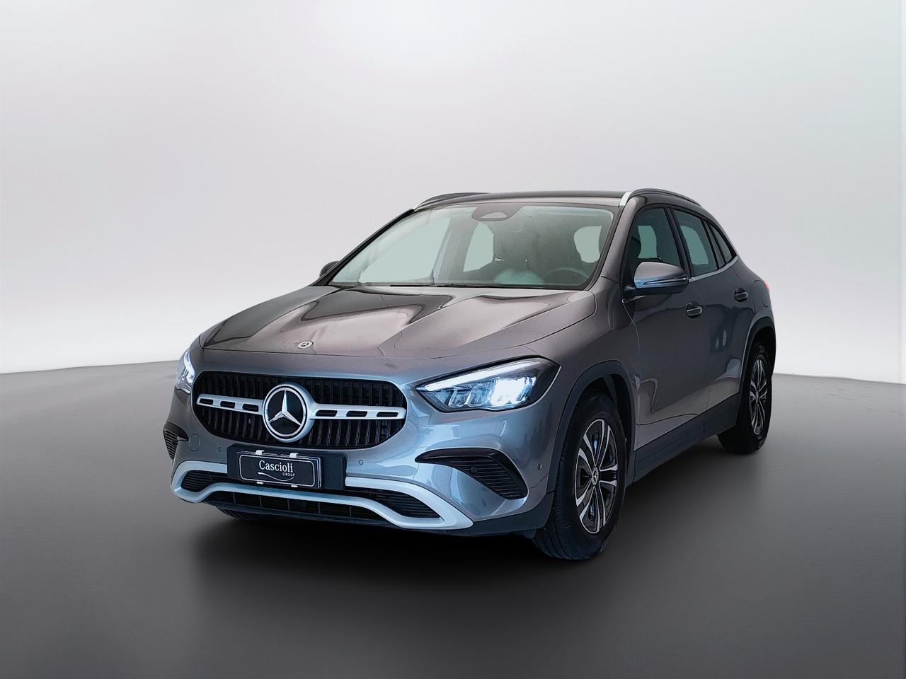 Mercedes-Benz GLA-H247 2023 - GLA 180 d Advanced auto