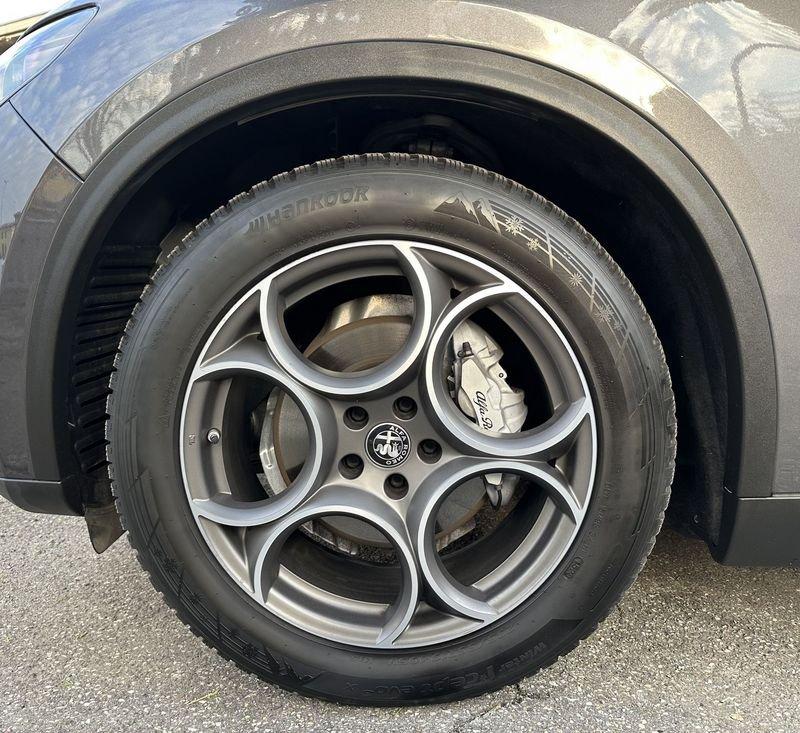 Alfa Romeo Stelvio 2.2 Turbodiesel 210 CV AT8 Q4 Sprint