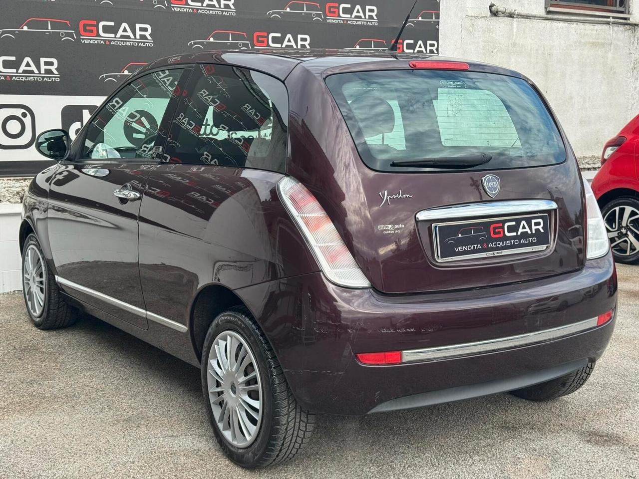 Lancia Ypsilon 1.3 MJT 75 CV Diva