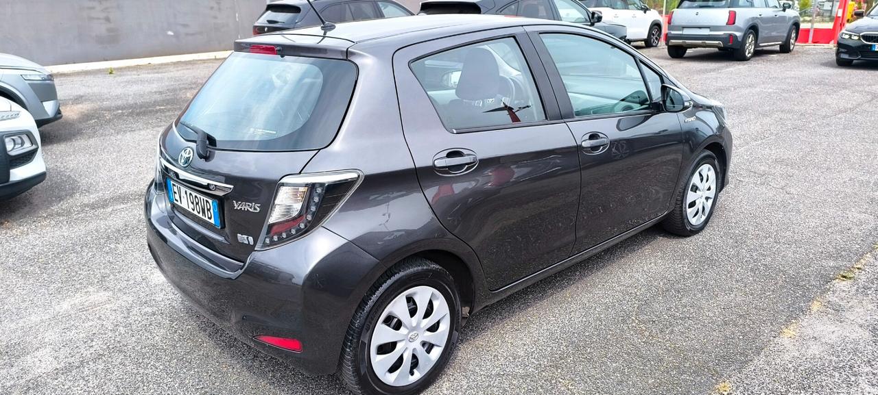 Toyota Yaris 1.5 Hybrid 5 porte Lounge CAMERA NAVI BI-ZONA