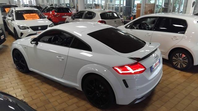 AUDI TT Coupé 40 TFSI S tronic