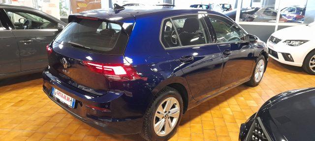 VOLKSWAGEN Golf 2.0 TDI SCR Life Dsg