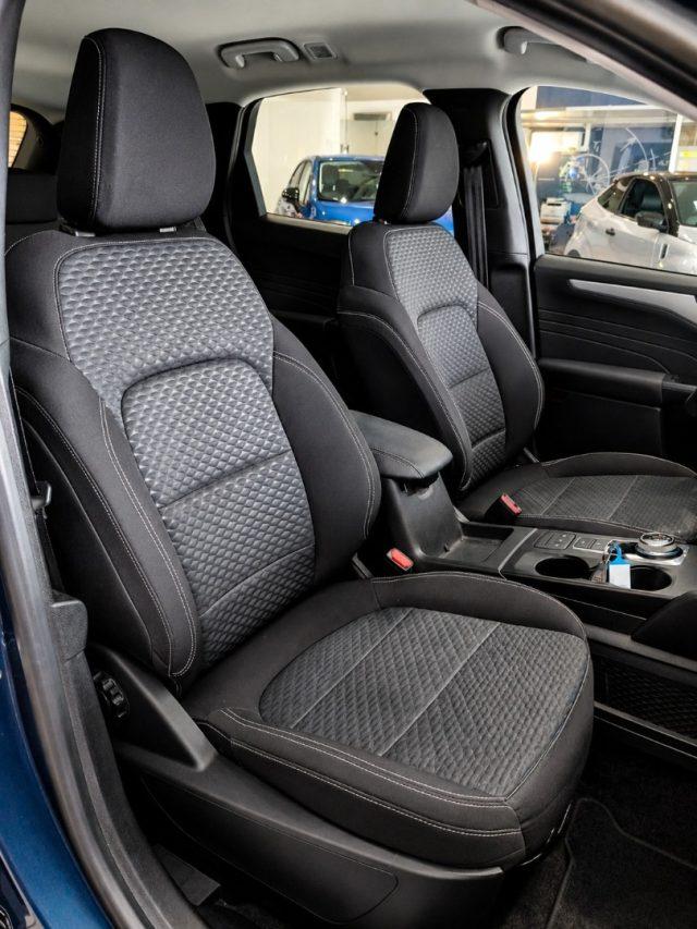 FORD Kuga 2.5 Plug In Hybrid Connect 2WD Automatic