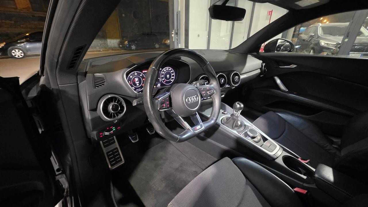 Audi TT Coupé 2.0 TDI ultra S line
