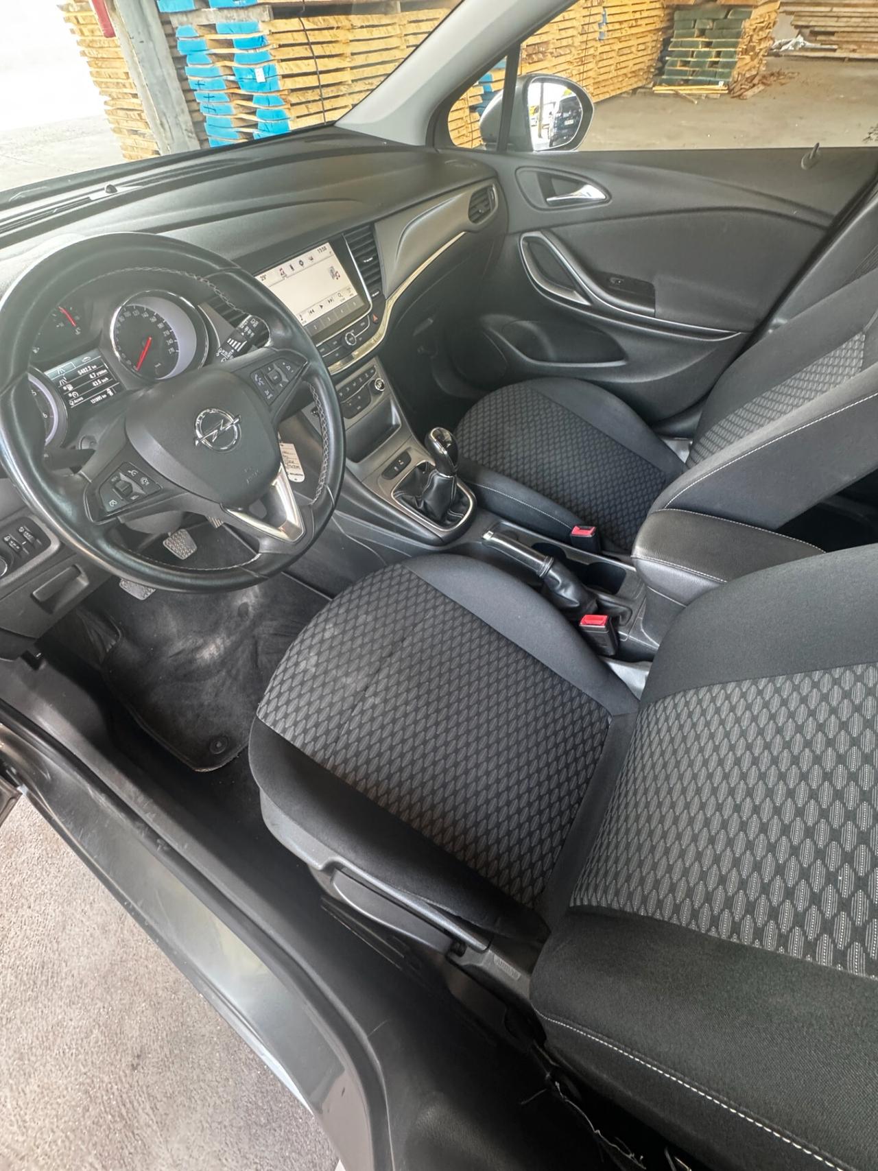 Opel Astra 1.6 CDTi 2016