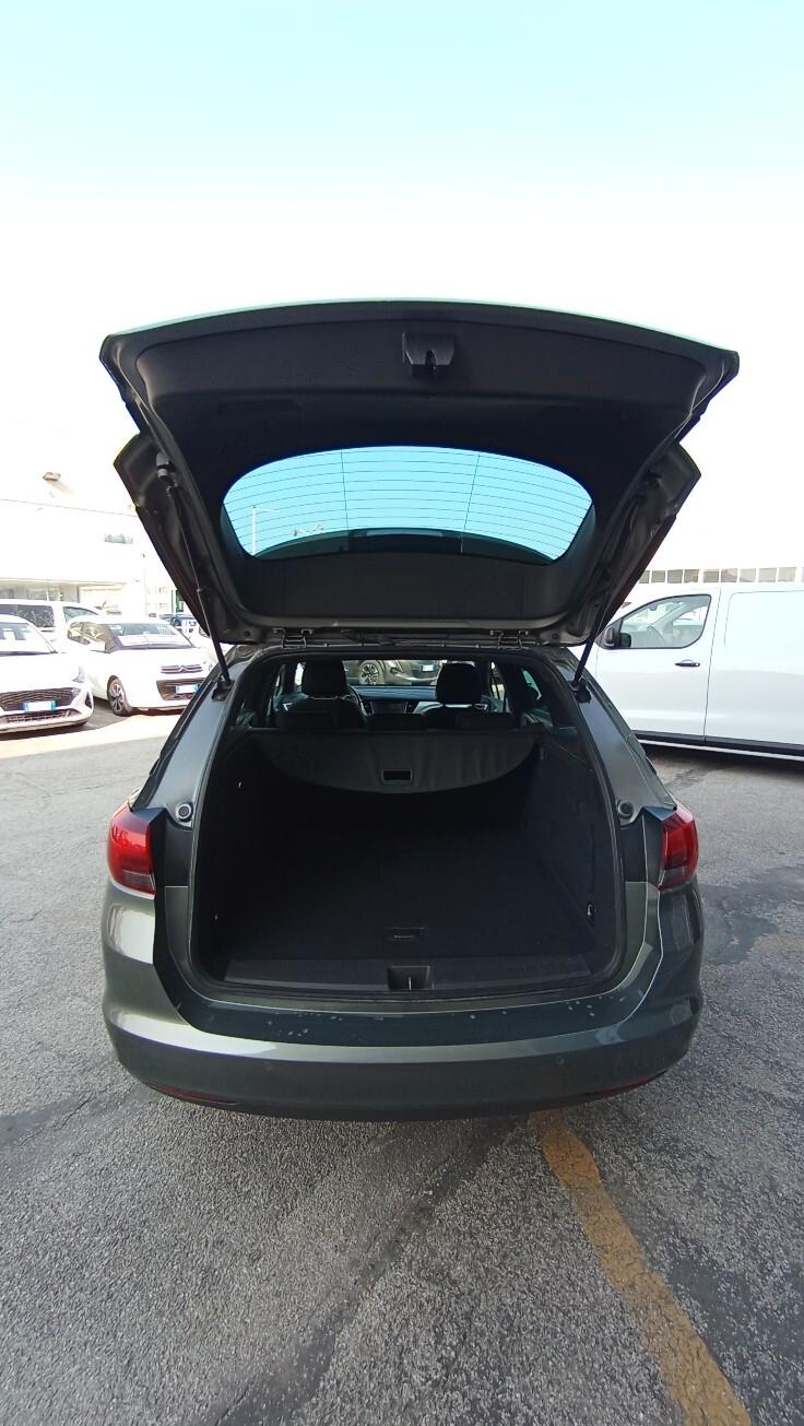 OPEL ASTRA 1.2 BZ - OK NEOPATENTATI