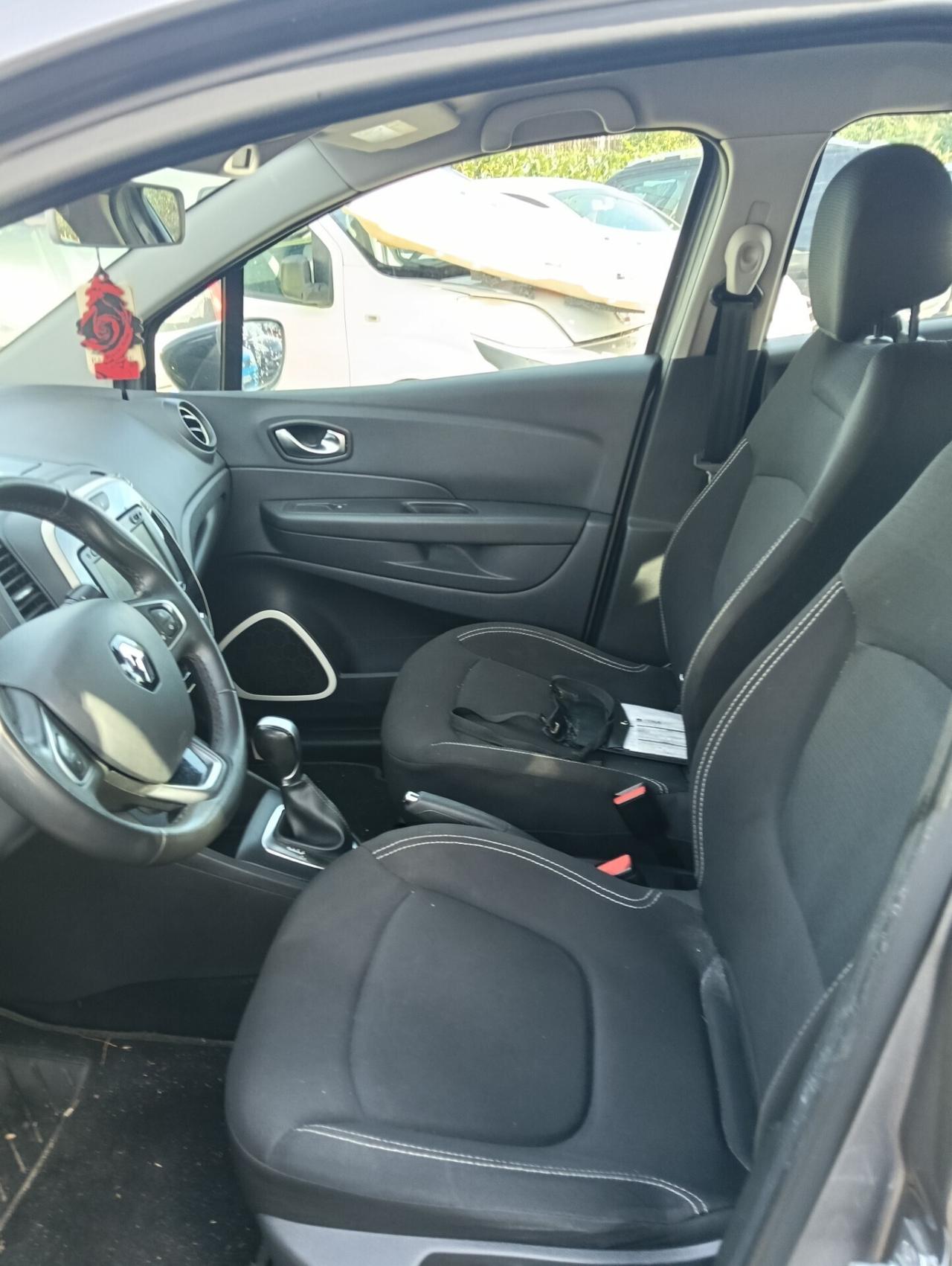 Renault Captur dCi 8V 90 CV EDC Automatica