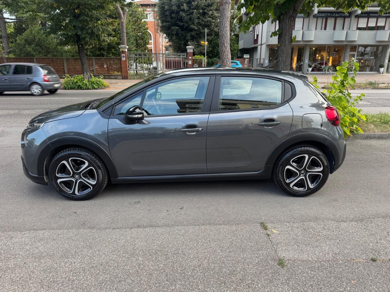 Citroen C3 PureTech 1.2 GPL neopaten garanzia 12 mesi