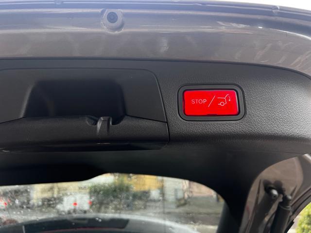 MERCEDES-BENZ GLA 200 Automatic Premium