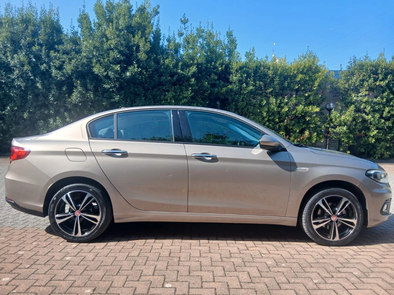 Fiat Tipo 1.6 Mjt 4 porte Lounge