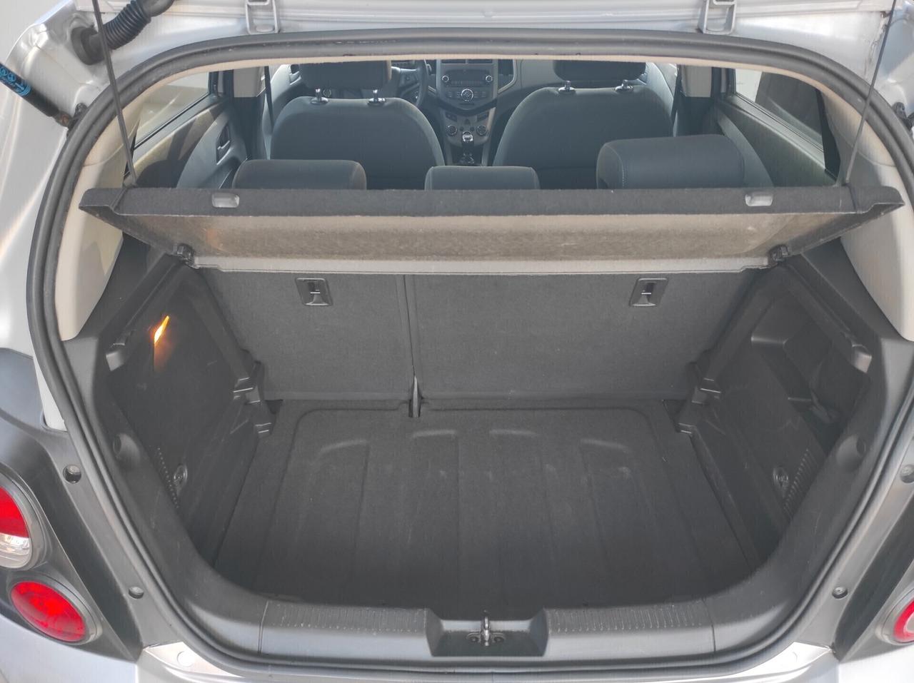 Chevrolet Aveo 1.2 86CV 5 porte LTZ NEOPATENTATI