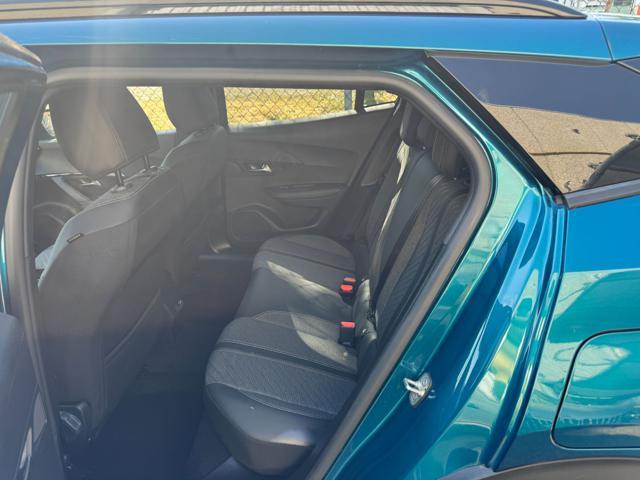 PEUGEOT 2008 Hybrid 145 e-DCS6 Allure